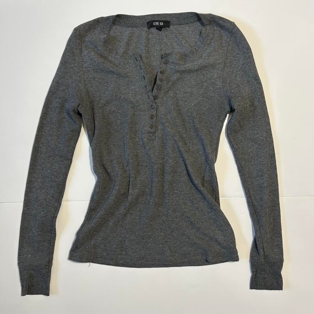 Active-usa Women's Grey Shirt